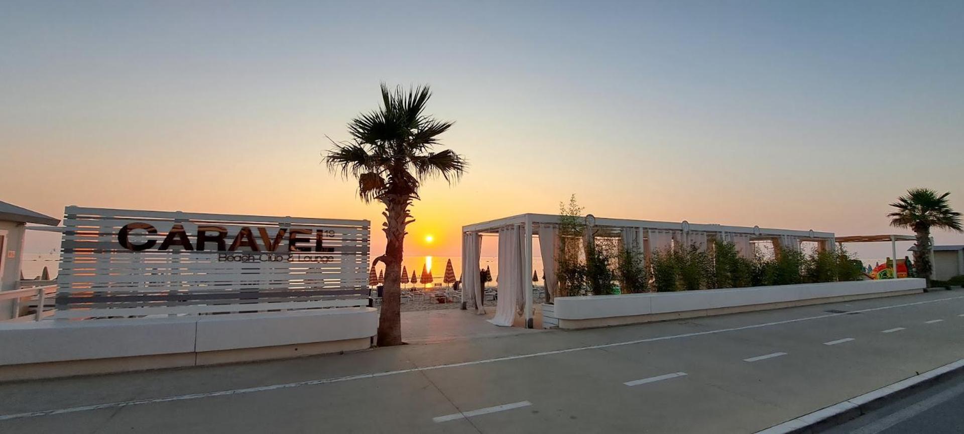 Hotel Caravel Marotta Exterior foto